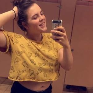 Meet your Posher, Olivia